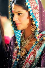 Sanam Saeed From Zindagi Gulzar Hai Sanamsaeed Fawadkhan Lollywood Pakistan Sanam Saeed Pakistani Dresses Bride Beauty
