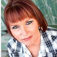 Lou Boyle's Instagram, Twitter & Facebook