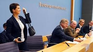Ucapan terima kasih dari murid ke pada guru nya. Afd Leader Frauke Petry Announces Decision To Resign After Election Success Sputnik International Resep Kuini