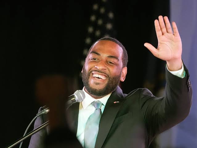 How Charles Booker kept base to win US Senate primary in Kentucky