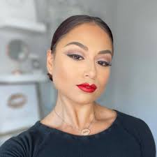 Carbon Aesthetics by Paola Lopez