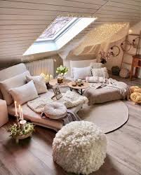 Since the lower part of the nook is occupied by the bed, the books must be stored on the upper part. 7 Bohemian Reading Nooks For Cozy Afternoons