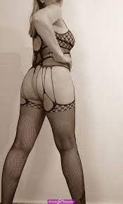 Tania morena colombiana experta en masajes con final feliz en Murcia -  633082683