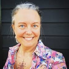 Alyson Parks's Instagram, Twitter & Facebook