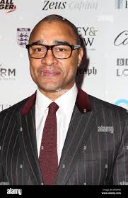 Paul elliot hi-res stock photography and images