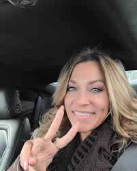 Be Crowned Beauties Magazine published