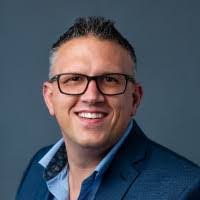 Troy Owen's Instagram, Twitter & Facebook