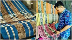 Setelah direbus, daun dijemur agar daun benar benar kering. Resmi Jadi Lokasi Ibu Kota Baru 3 Kerajinan Unik Khas Kalimantan Timur Halaman All Tribun Travel