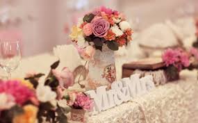 Wedding reception theme ideaswhile a themed wedding may not be the best option for everyone, it will enable you to have a more focused approach to planning your reception decorations. 10 Budget Swaps To Save On Your Wedding Reception Decor Her World Singapore