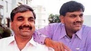 Born into a gujarati jain family, harshad mehta was a stockbroker who carried out the 1992 stock market scam, apparently, the biggest ever stock market scam in india. Relation Between Harshad Mehta And Ashwin Mehta Daily Blog Day