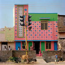 Ettore Sottsass Inspiration Indienne Architecture Indienne Maisons Colorees Jeux De Construction