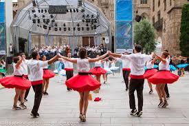 Sardana: Catalan Dancing in Barcelona