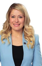 UNE ORLÉANAISE POUR SUCCÉDER À RICARDO