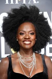 21 Celebrities Whose Natural Hair Will Make You Go Yaaass Queen Natural Hair Styles Curly Hair Styles Naturally Hair Beauty