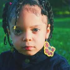 Zaza maree is a singer, songwriter, and music producer from las vegas. Zaza Noel Bio Age Single Nationality Body Measurement Career