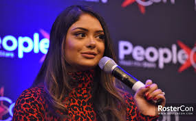 Afshan azad biography with personal life (affair, boyfriend , lesbian), married info. Convention Harry Potter Q A Afshan Azad