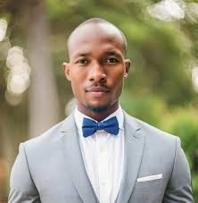 Lucky 's father have 4 sons: Monday ,Tuesday, Wednesday, and ______