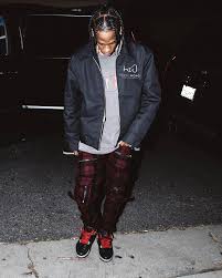 Jordan brand and travis scott will come together to release a collaborative air jordan 4 known as 'cactus jack'. Travis Scott In Air Jordan 4 Retro Laser Travis Scott Fashion Celebrity Sneakers Travis Scott
