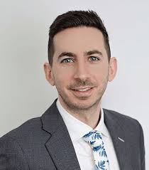 Personal Financial Advisors Career: Everything You Need To Know In One Min