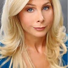 Radha Lorca (@radha_lorca)