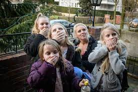 August um 20.15 uhr auf sat.1. Sat 1 Reality Serie Plotzlich Arm Plotzlich Reich Macht Geld Glucklich Medien Gesellschaft Tagesspiegel