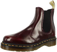 Free shipping both ways on dr martens flora chelsea boot from our vast selection of styles. Dr Martens Unisex Adults Vegan 2976 Chelsea Boots Red Cherry Red Cambridge Brush 600 6 5 Uk 40 Eu Amazon Co Uk Shoes Bags