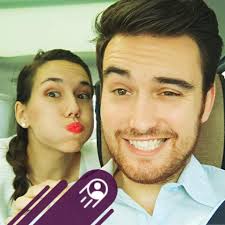 So, serious question: Jeff Baker. Has anyone actually met the guy? Does he  attend artifact shows and attempt to actually seem like a reputable member  of the artifact community in person? We