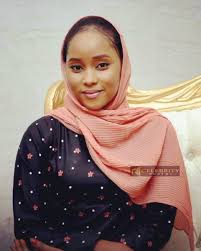 Ta haihu batare da miji ba bilkisu shema jarumar. Bilkisu