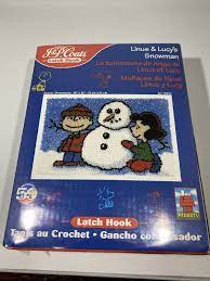 Linus and Lucys Snowman Peanuts JP Coats Latch Hook Kit 25073 30x20 - New  Sealed | eBay