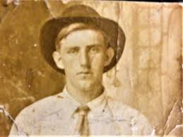 Butch Ratliff wanted everyone to know that Butch Smith had a brother, Roy  Jr., and a sister, Brenda. There was a Roy Lee Parker who lived north of  Lyerly.