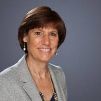 Lori Stowell's Instagram, Twitter & Facebook