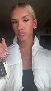 Marshall Helton Video of Taking A Licture Storytine