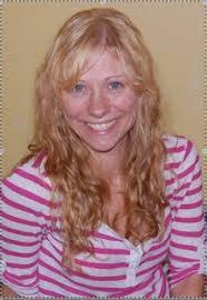 Amanda Holst's Instagram, Twitter & Facebook