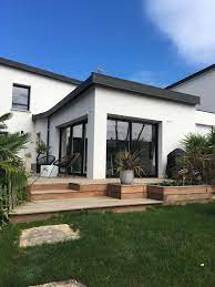 une extension de maison avec une toiture inversee extension maison maison terrasse bois