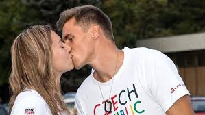 Maybe you would like to learn more about one of these? Rosolova Ma S Desetibojarem Helceletem Dcerku Evelin Sport Cz