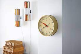 atelier27 on instagram new arrival brillie timer clock 元々はタイマー計として使用されておりbrillieでは珍しいモデル 文字盤の数字表記がデザイン性があり面白い一品です 単三電池で通常の時計として使用できます webに掲載致しました 是非ご覧くださ in