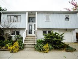 52 Boyd St Long Beach Ny 11561 Mls 3027756 Zillow Long Beach Ny Beach Long Beach