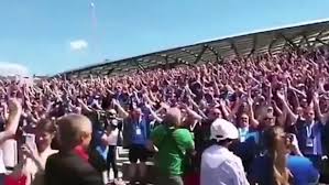 Brésil, suisse, costa rica, serbie. Le Clapping Est De Retour Pour La Coupe Du Monde 30 000 Islandais Se Preparent Avant Argentine