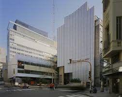 It is one of the major theaters in argentina and offers venues for the representation of stage works and film, as well as art exhibitions. Moderna Buenos Aires