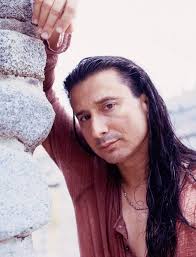 Steve Perry (Journey) 添加了1 张新照片。