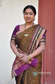 Maybe you would like to learn more about one of these? Actress Radhika Sarathkumar Vani Rani Tv Serial Pictures Tamil Serial Actress Radhika 720x1107 Wallpaper Teahub Io