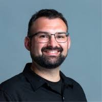 80+ perfiles de «Teehan»