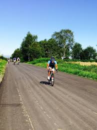 Druk het roadbook met de uitgebreide routebeschrijving af. Luik Bastenaken Luik Augustus 2016 Wielervereniging Tour 75