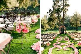 Vibrant pinks, corals and oranges set the tone for this lush spring garden wedding style browse our wedding vendor list! Gloomy 30 Marvelous Romantic Garden Wedding Theme Ideas Https Oosile Com 30 Marvelo Garden Theme Wedding Romantic Garden Wedding Garden Wedding Decorations