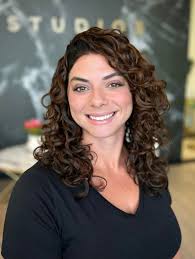 Melinda Lea's Instagram, Twitter & Facebook