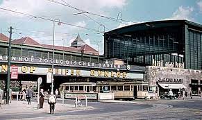 Hotels near zoologischer garten station, berlin on tripadvisor: Der Bahnhof Zoo Vorposten Der Ddr In West Berlin Signalarchiv De