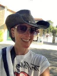 Hi Future Neighbors! My family and I are hoping to move to Auburn from  Sacramento. We go up there