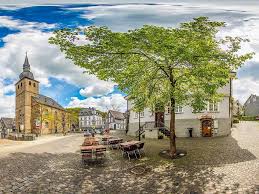 Der kleine kletterpark in velbert langenberg ist sehr zu empfehlen. Am Alten Markt In Velbert Langenberg Deutschland Kreis Mettmann Velbert Cityguide Tv