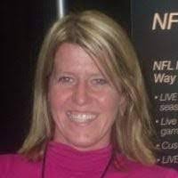 Jennifer Lacaze's Instagram, Twitter & Facebook