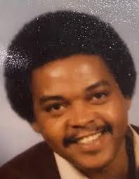 Kenneth Manns's Instagram, Twitter & Facebook